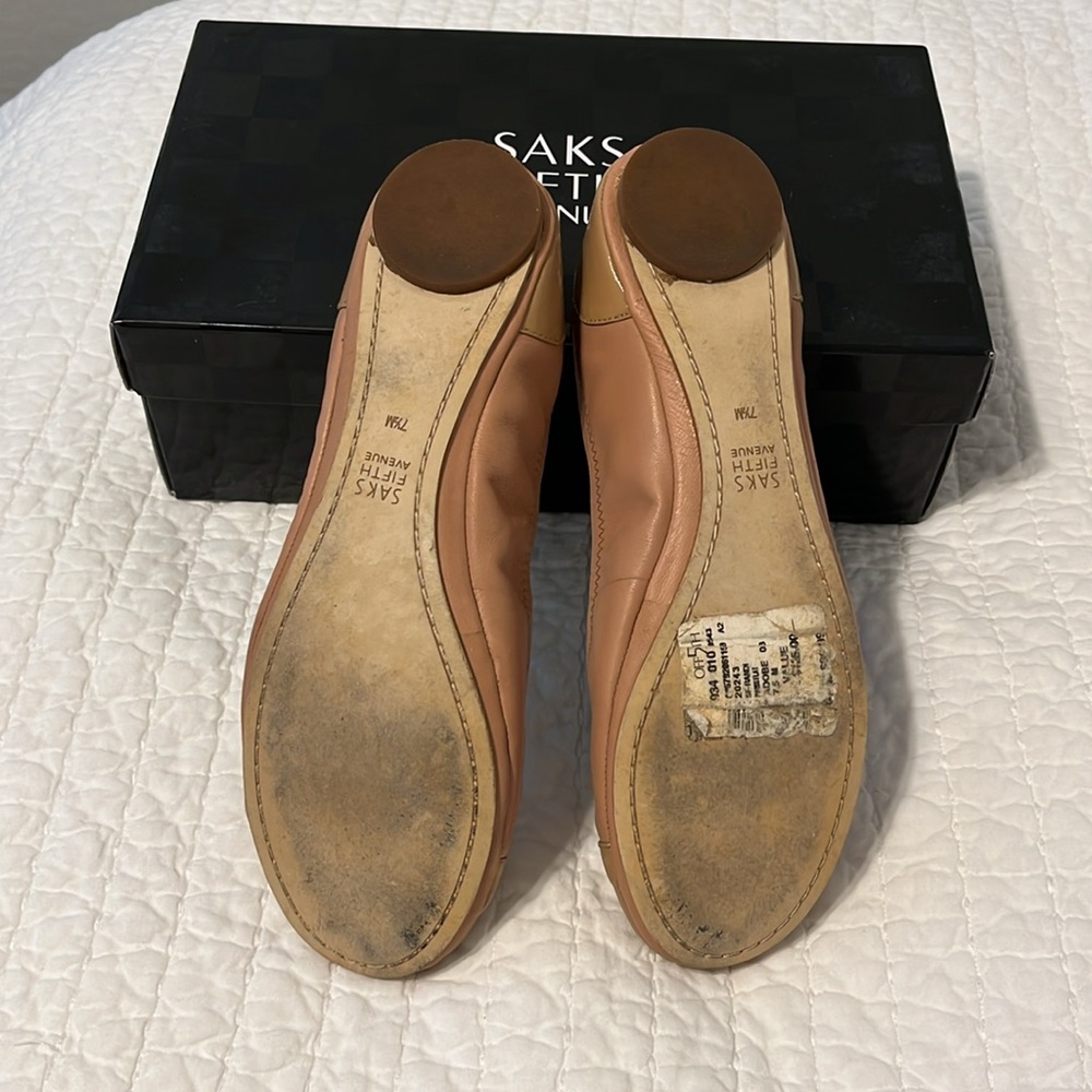 Saks Fifth Ave ballet flats - Picture 4 of 10